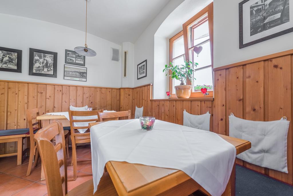 Alte Post Otel Feistritz an der Gail Dış mekan fotoğraf