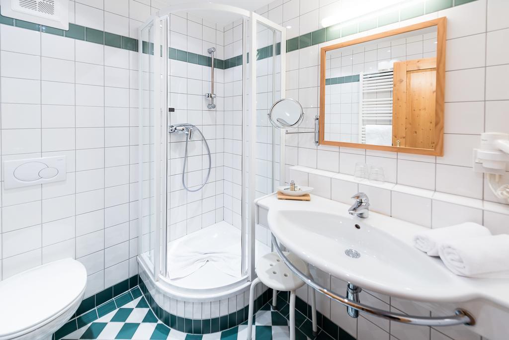 Alte Post Otel Feistritz an der Gail Dış mekan fotoğraf